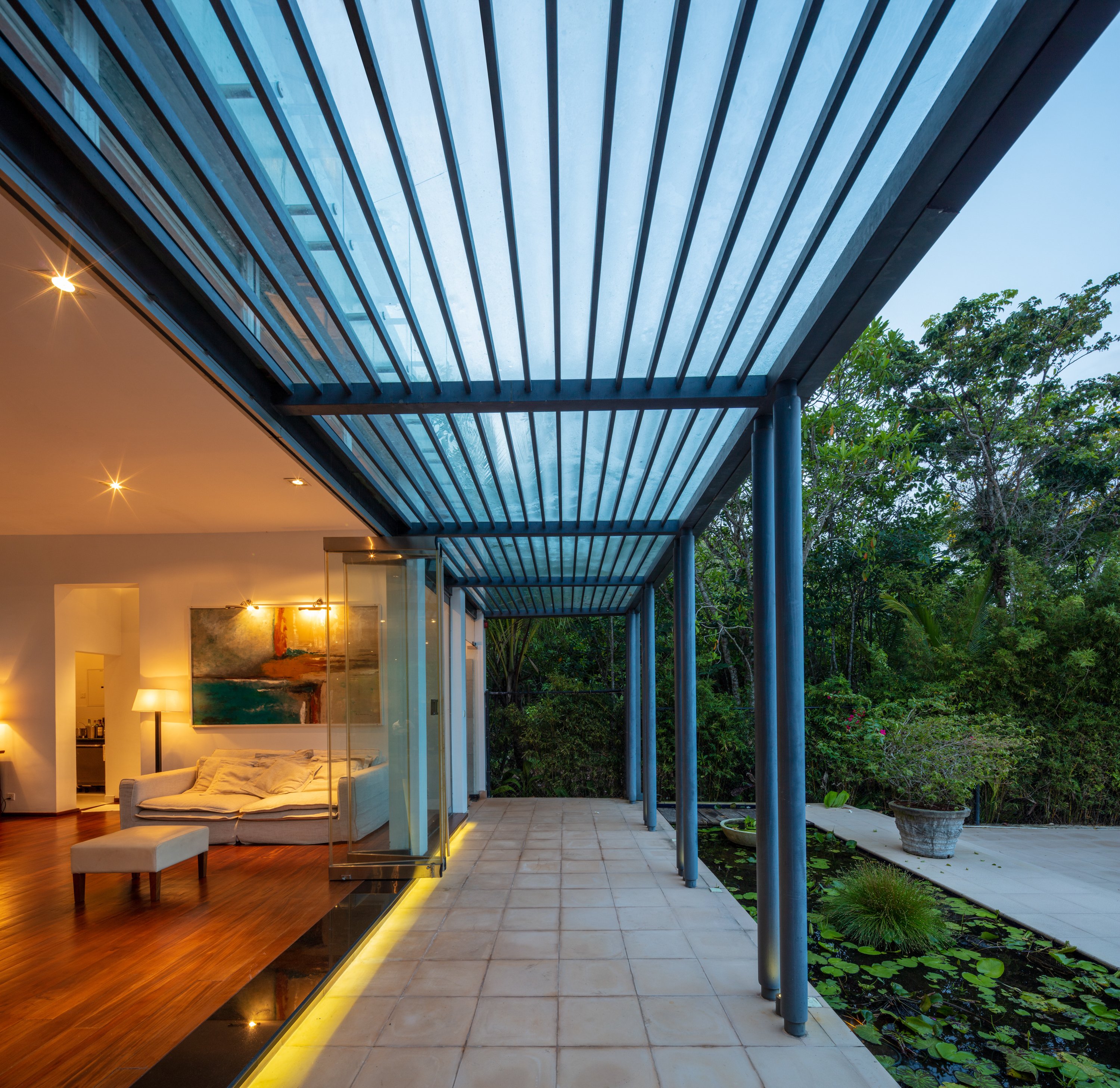 ARCHITECTURAL - RIVER HOUSE